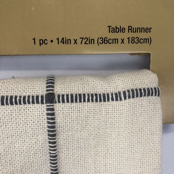 TABLE RUNNER - Picture 8 of 8